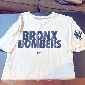Nike Bronx Bombers New York Yankees Tee
